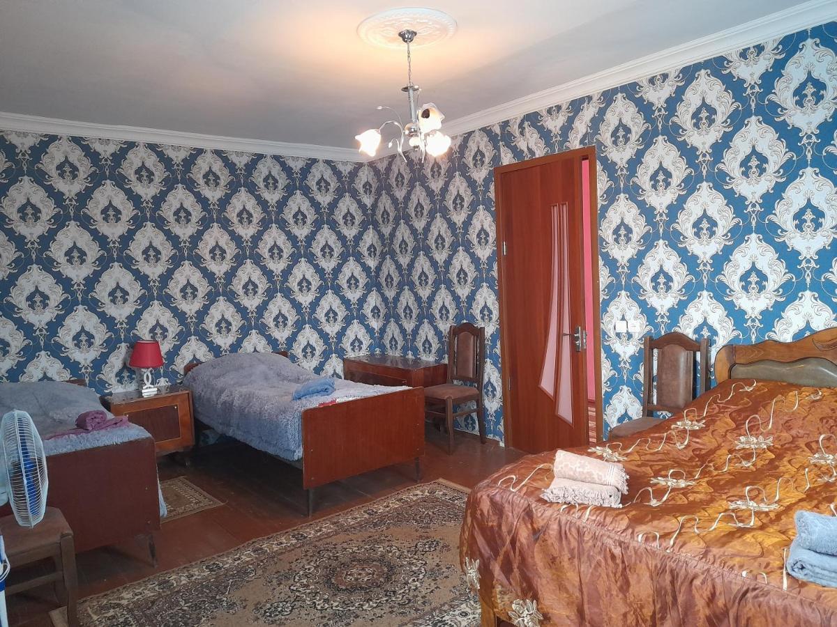 Udabno Naili Hotel Buitenkant foto
