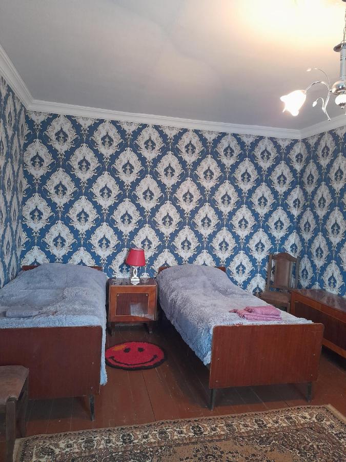 Udabno Naili Hotel Buitenkant foto