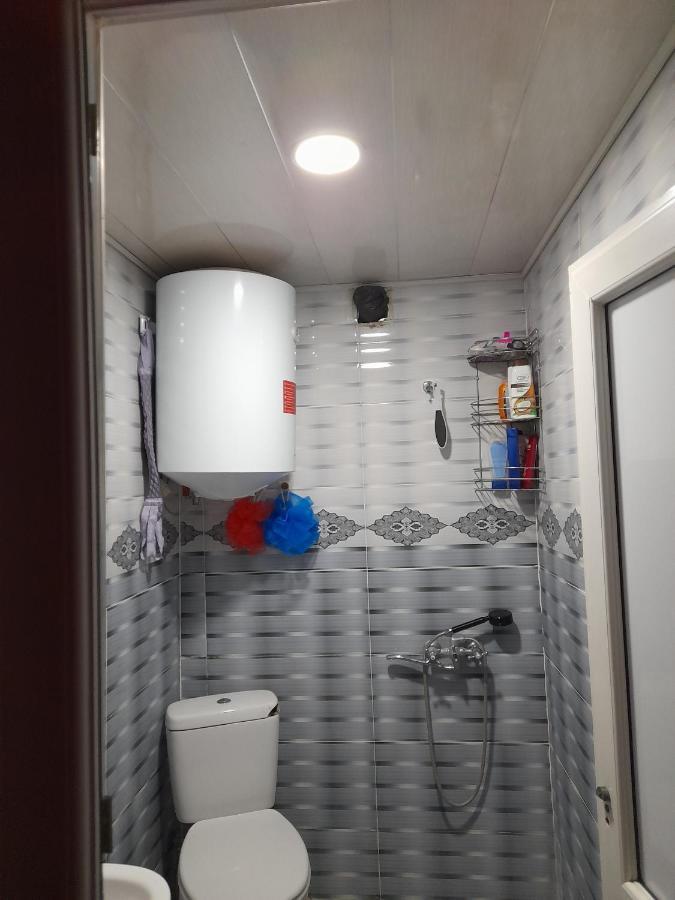 Udabno Naili Hotel Buitenkant foto