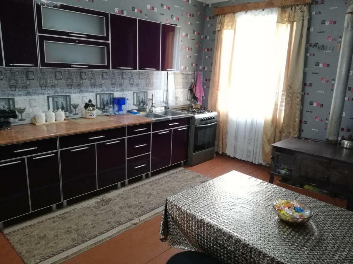Udabno Naili Hotel Buitenkant foto
