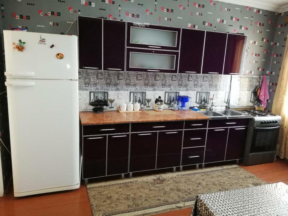Udabno Naili Hotel Buitenkant foto