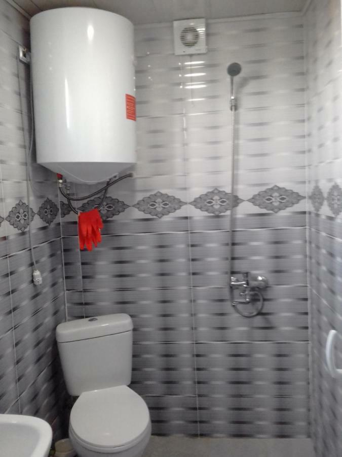 Udabno Naili Hotel Buitenkant foto
