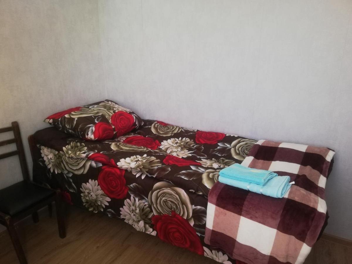 Udabno Naili Hotel Buitenkant foto