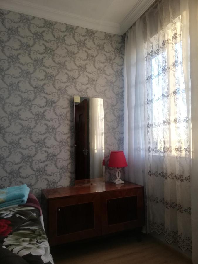 Udabno Naili Hotel Buitenkant foto